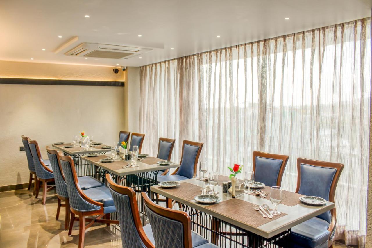 Aura Rooms Дехрадун Екстериор снимка