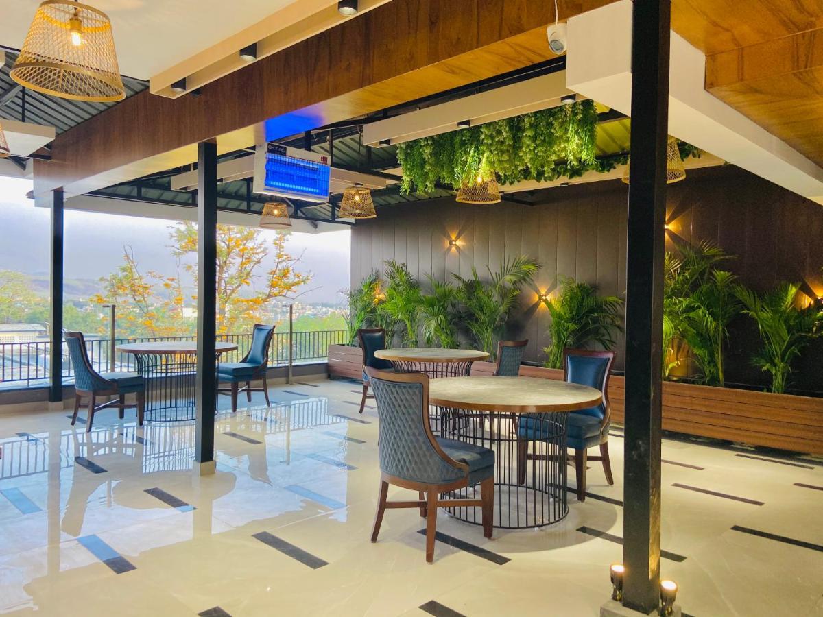 Aura Rooms Дехрадун Екстериор снимка