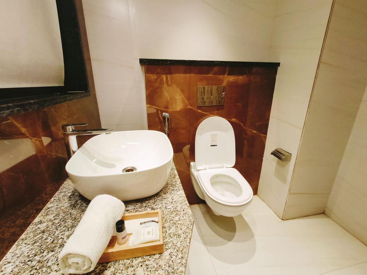 Aura Rooms Дехрадун Екстериор снимка