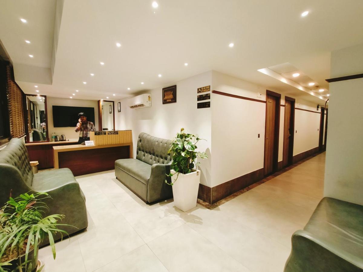 Aura Rooms Дехрадун Екстериор снимка